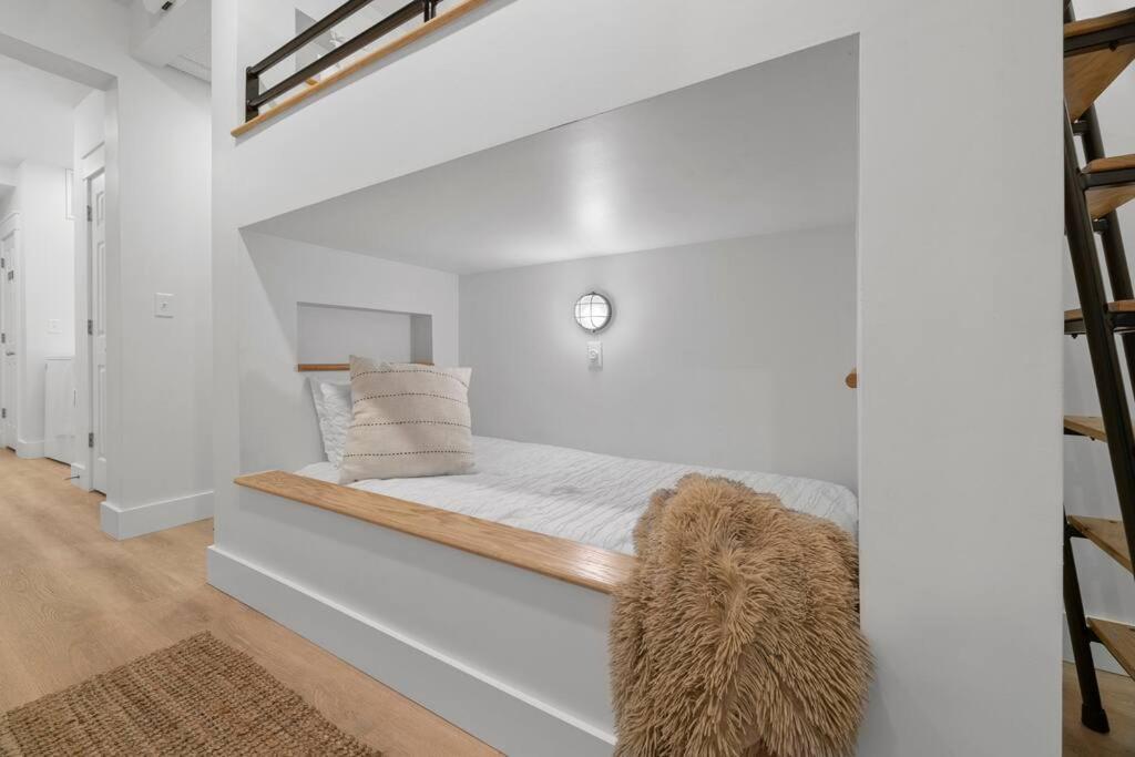 Maia - 109 Ridge Lane Villa Бренсън Екстериор снимка